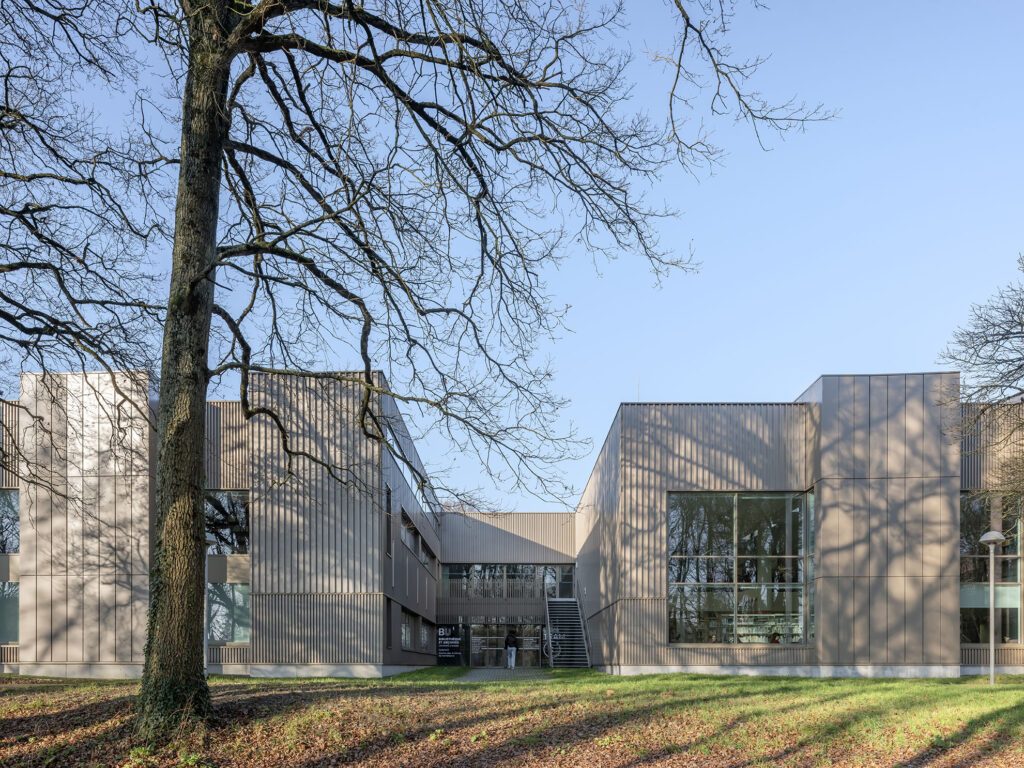 BU_ANGERS_:_ANTHRACITE_ARCHITECTURE_:_Photo_Luc_Boegly-007