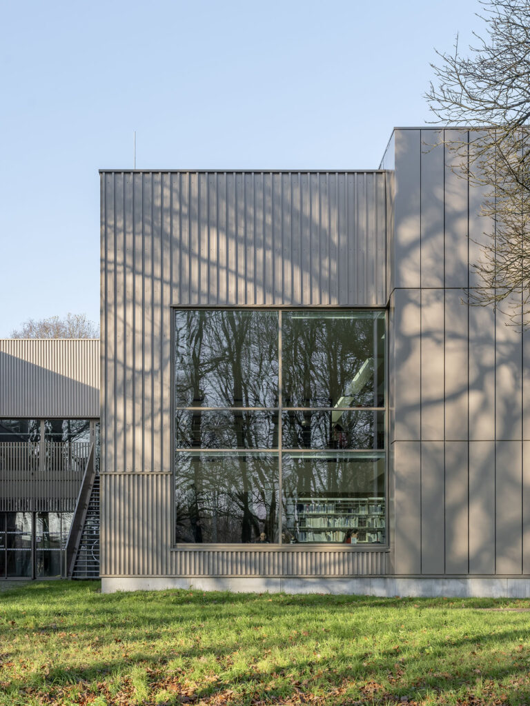 BU_ANGERS_:_ANTHRACITE_ARCHITECTURE_:_Photo_Luc_Boegly-008