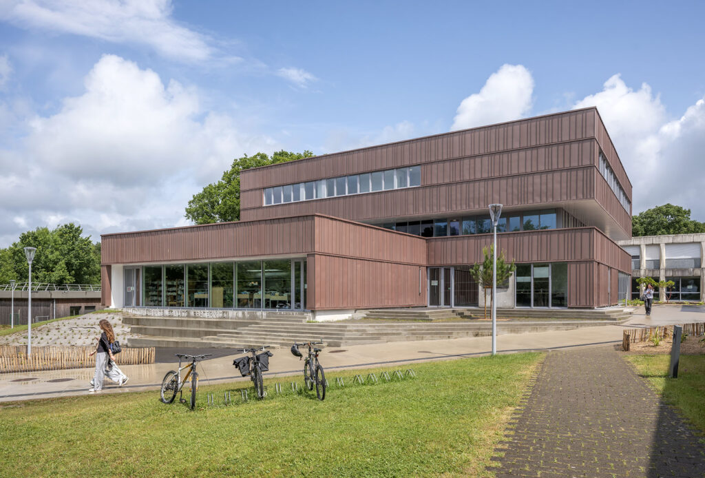 AURAY_-_2025_-_Anthracite_Archi_-_Photo_Luc_Boegly-031